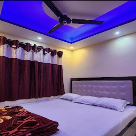 Hotel Ilora By Wb Inn Tarapith Kültér fotó