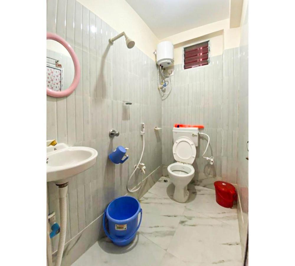 Hotel Ilora By Wb Inn Tarapith Kültér fotó