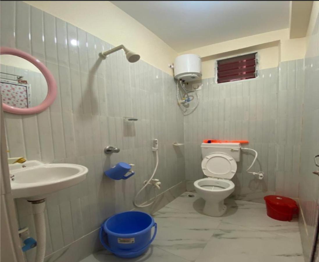 Hotel Ilora By Wb Inn Tarapith Kültér fotó