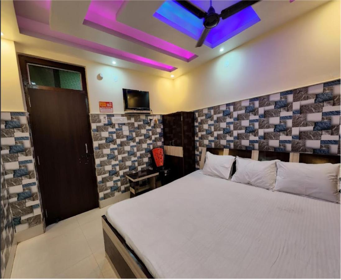 Hotel Ilora By Wb Inn Tarapith Kültér fotó